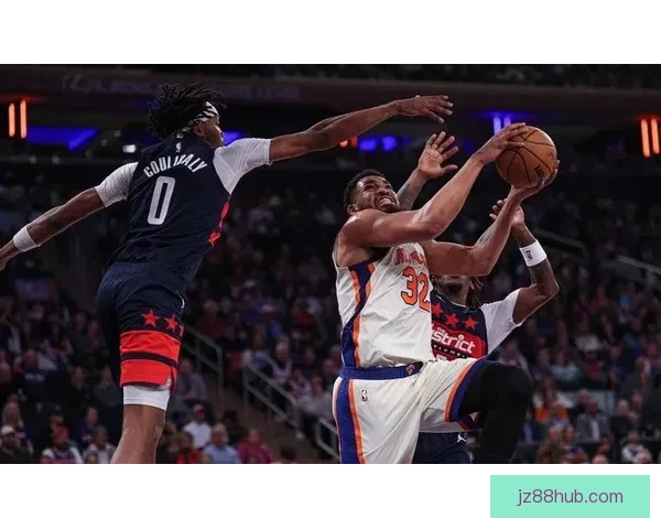 唐斯砍下26分15篮板尼克斯险胜篮网布伦森助攻突出米诺特发挥难阻败局